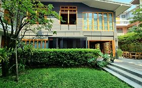 Vali Villa Bangkok